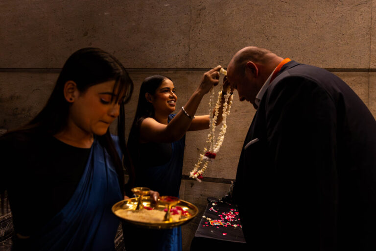 Cérémonie des colliers de fleur - convention d'entreprise en Inde - reportage photo de voyage d'entreprise - Agence Brunet-Monié