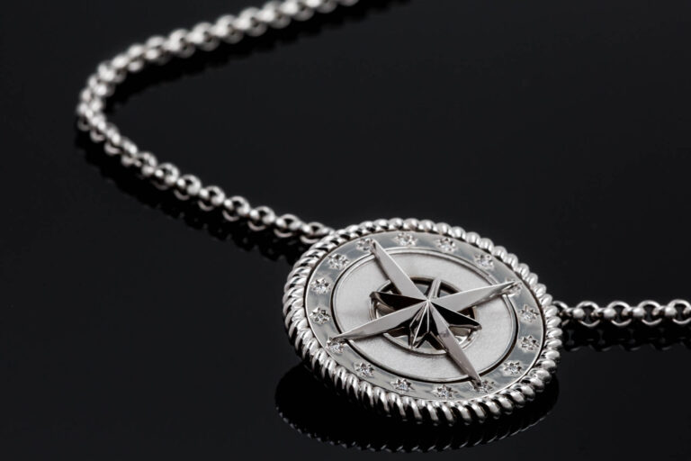 Griffon Joailliers - Photographe de bijoux - Pendentif - Agence photo Nantes